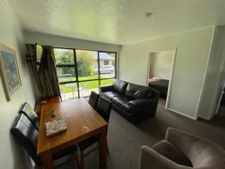 Grove Park Motor Lodge - Blenheim - 4