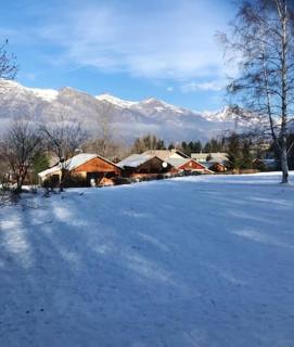 Chalet charmant à Saint-Léger-les-Mélèzes avec vue sur la montagne - 8