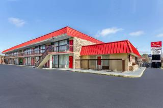 Econo Lodge Civic Center - Roanoke - 7