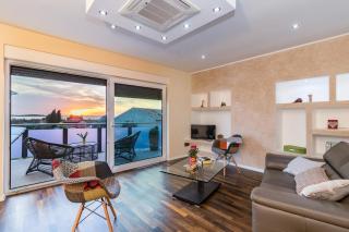 Villa Veronica with great sea view & private pool - calm & relax holidays in Istria - Peroj - 1