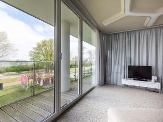 VacationClub – Ultra Marine Apartament 27 - Kołobrzeg - 4