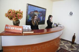 Hotel Apollonia - Pristina - 5