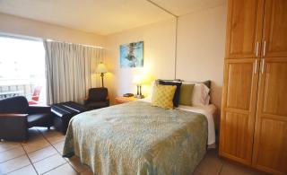 Sea Shore 75 Steps from Waikiki Beach and Sleeps 1 - 3! - Honolulu - 9