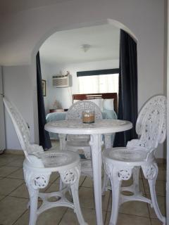 The Beach Guesthouse - 9