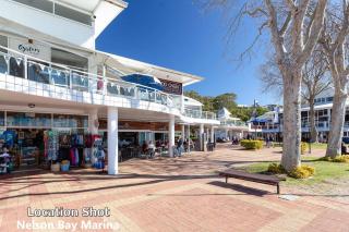 Dutchies Vista, 1 45 Christmas Bush Ave - Ground floor duplex with stunning water views and close to the beach - Nelson Bay - 9