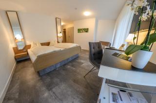 Hotel- Restaurant Zum Schwan - Waldfischbach-Burgalben - 2