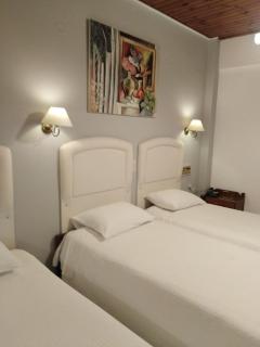 Kouros Hotel - Delphi - 0
