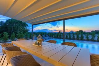 Holiday Home Elegant - Vrh - 1