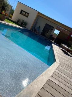 le pool house - Nimes - 9