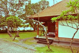 Bali Beach Hotel - 4