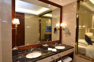 Taizhou Haiyan Jinling International Hotel - Taizhou - 1