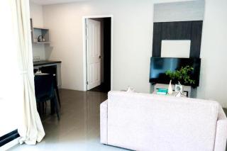 RQ Bangkok Sukhumvit 107 by Collection O - 1