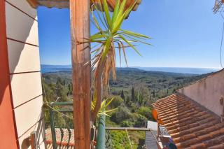 Traditional House with Amazing View - 4