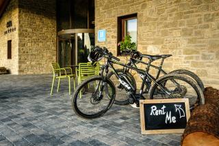 Hotel Spa Aguas de los Mallos - 1