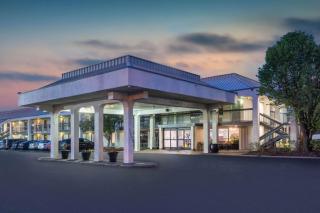 Baymont by Wyndham Murfreesboro - Murfreesboro - 7