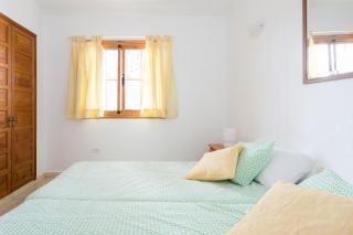 CASA AMARILLA sunny holiday home with heated pool - 1