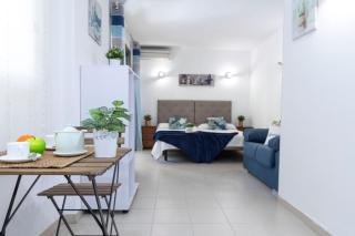 Estudio a 100 metros de la playa - Salou - 0
