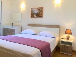 Zlatko Apartments - Jezera - 9