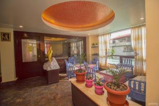 Muscatel Grand Silkroute - 300 Mts from MG Marg - 1
