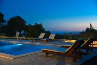 Sunset & Sunrise Villas in Stanisici-Two Villas With Common Pool - Budva - 3