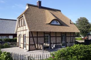 Ferienhaus Min Hüsung Haus - Terrasse, Garten - 0