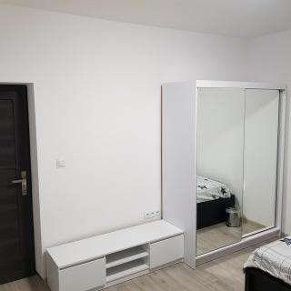 MirrorRoom PL Downtown - Varsavia - 8