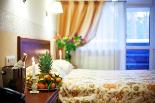 Ukraina Hotel - Cherkasy - 9