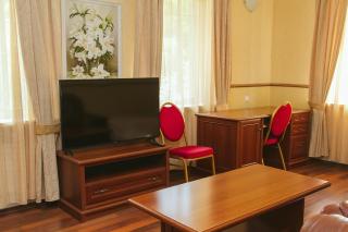 Korona Hotel - Boryspil - 2