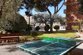 APARTAMENTO JUNTO AL MAR CON JARDIN COMUNITARIO Y PARKING - 1