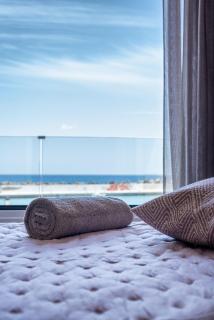 Big Blue suites 1 - 2