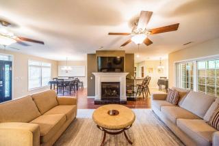 Grand Rivers Home - Walk to Lakes and National Park! - 5