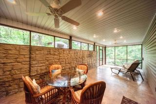 Grand Rivers Home - Walk to Lakes and National Park! - 9