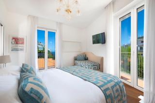 SorrentoVibes - Luxury Home Sea View & Jacuzzi in Sorrento centre - Sorrento - 7