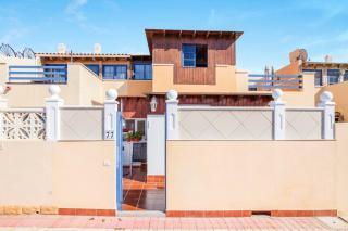 Charming House in Costa Calma with Mountain View and Terrace - 0