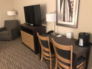 GrandStay Hotel & Suites Rock Valley - 1