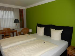 Hotel Frankenhöhe - Aurach - 4