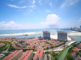 The Landmark Seaview Gurney - 4