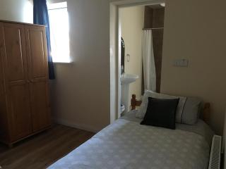 Double Rooms & Twin Rooms Rahoon - Galway - 2