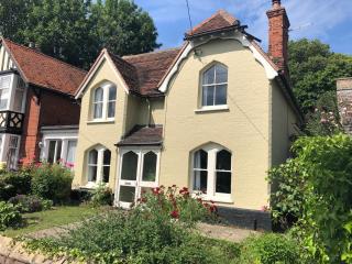 Central Victorian Cottage - 0