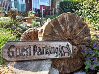 Studio Near Lyme Regis, Dog Friendly, Self Catering, Small Garden, Free Private Parking" - Axminster - 1