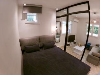 Renovated apartment in Kifissia Center near Metro G25 - Athen - 7
