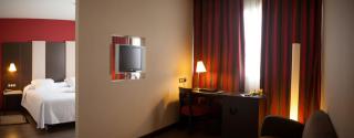 AZZ Pamplona Norte Hotel - Pamplona - 1
