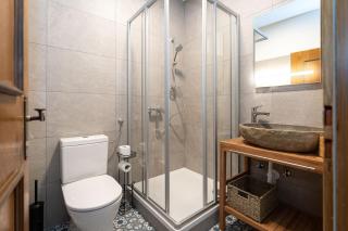 Freelife Guesthouse - 7