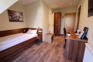 Hotel Klosterbräustuben - Zell am Harmersbach - 3