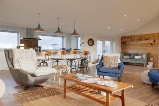 HIGH TIDE- LUXURY DEATCHED BUNGALOW- Sleeps 10 or 12 - Annexe option - Trearddur - 8