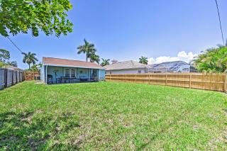 Modern Retreat with Pool Near Vanderbilt Beach! - Naples - 9