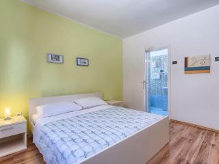 Apartment Nika-12 by Interhome - 5