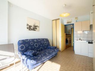 Studio Floralies I-4 by Interhome - Le Grau-du-Roi - 4