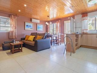 Holiday Home Lorena by Interhome - Riumar - 2