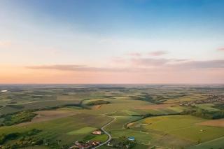 Village Wine House - 1